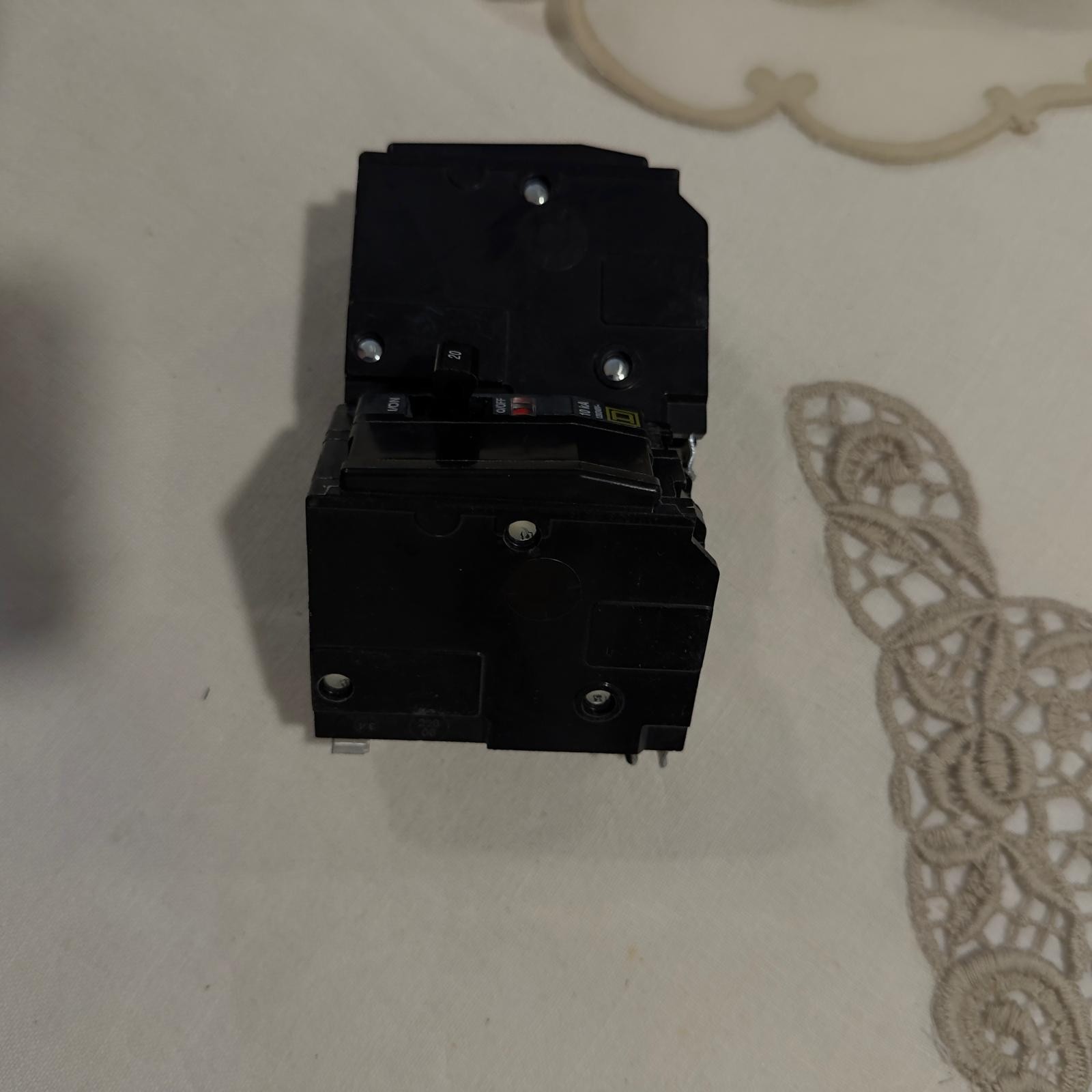 New Circuit Breaker Square D QO210 10 Amp 2 Pole 120/240V Plug-In