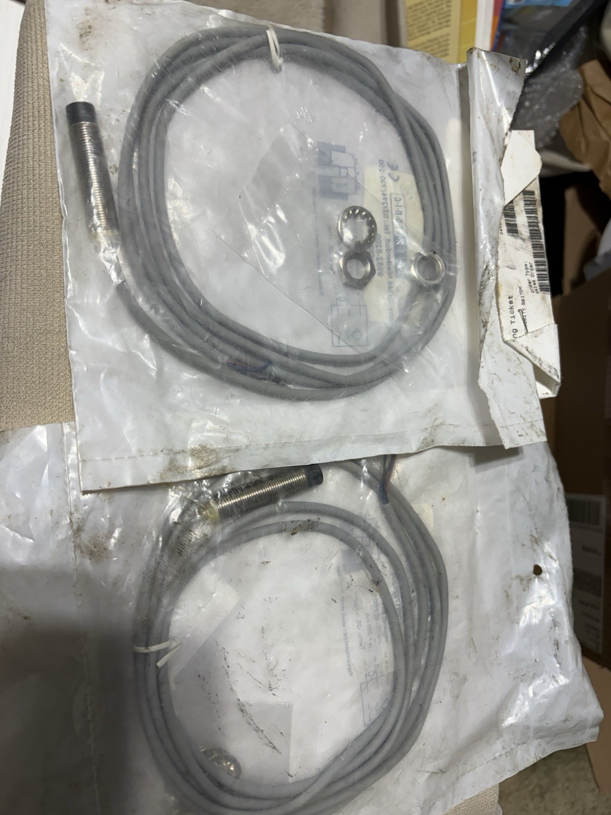 2 Manitowoc 03046609 Proximity Sensor Detecteur de Proxi Crane Care PNP Switch