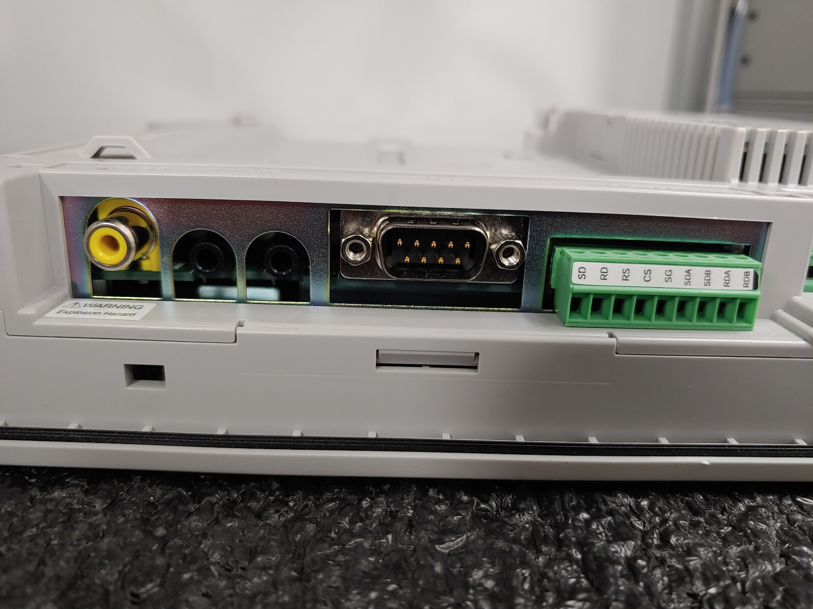 IDEC HG3G-8JT22MF-W High Performance OI Touchscreen 8.4 TFT 65K Color