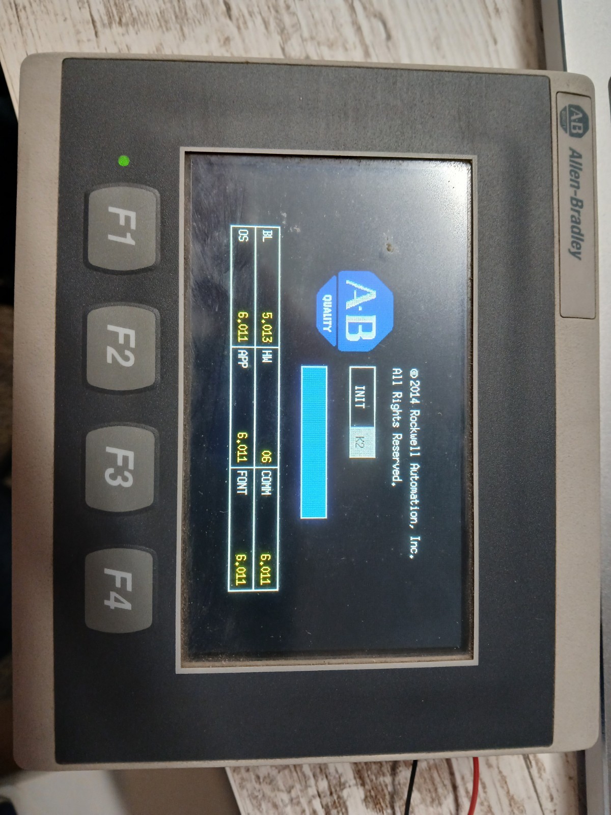 Allen-Bradley 2711R-T4T Ser B / PanelView 800 / 4″ HMI Operator Terminal Used