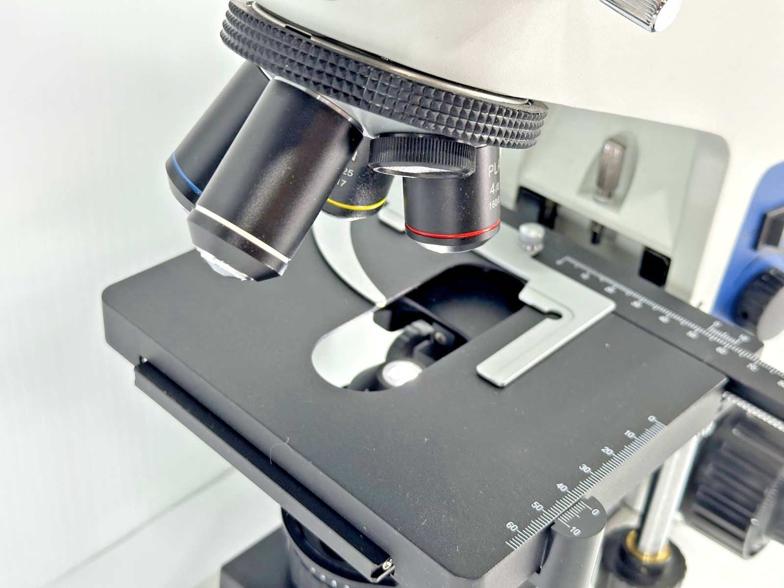 VetOne Binocular Compound Microscope 4X 10X 40X 100X Objectives