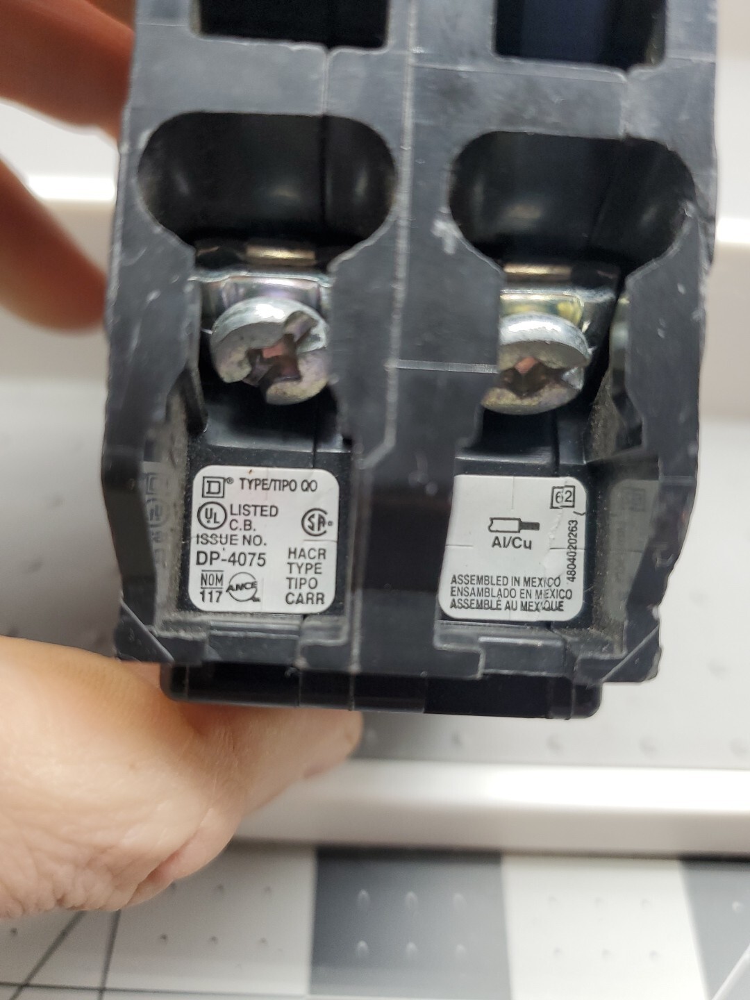 Square D 10A QO-210 2-Pole 10 Amp 120/240V Plug-In Circuit Breaker