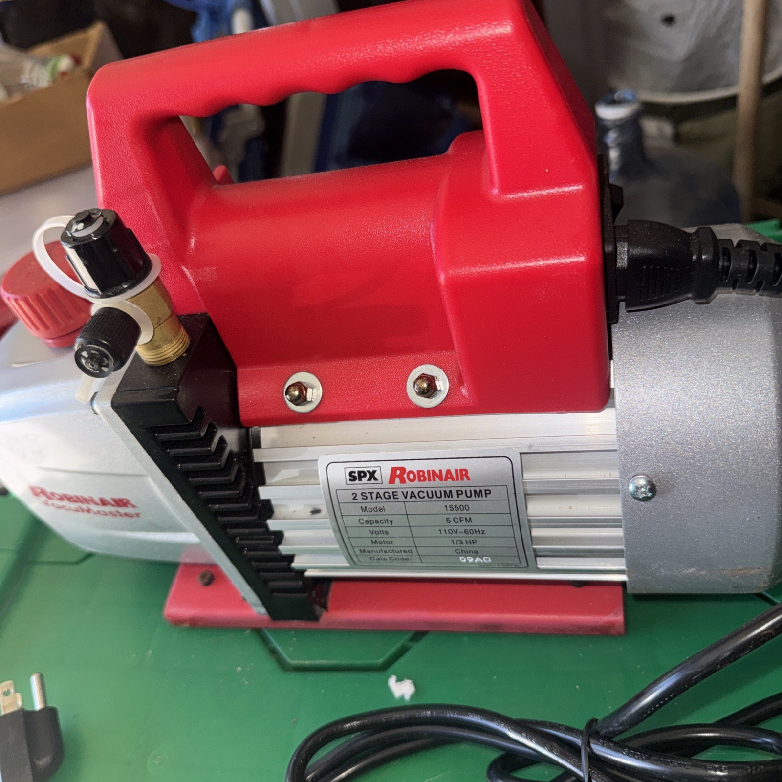 Robinair 15500 VacuMaster Economy Vacuum Pump – 2-Stage 5.0 CFM