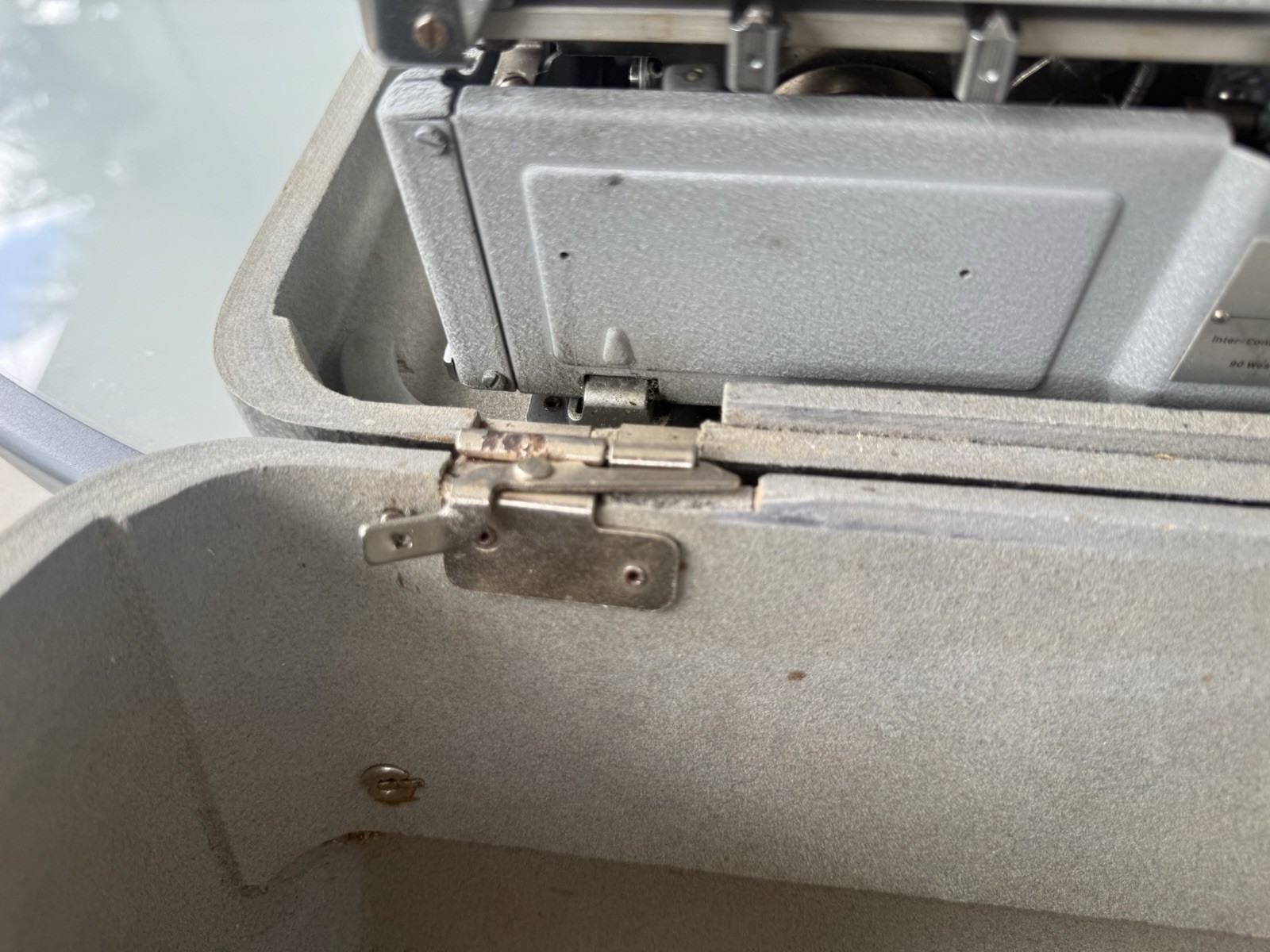 1955 Olympia SM3 De Luxe Typewriter w/Case ITALIC Pica 10cpi