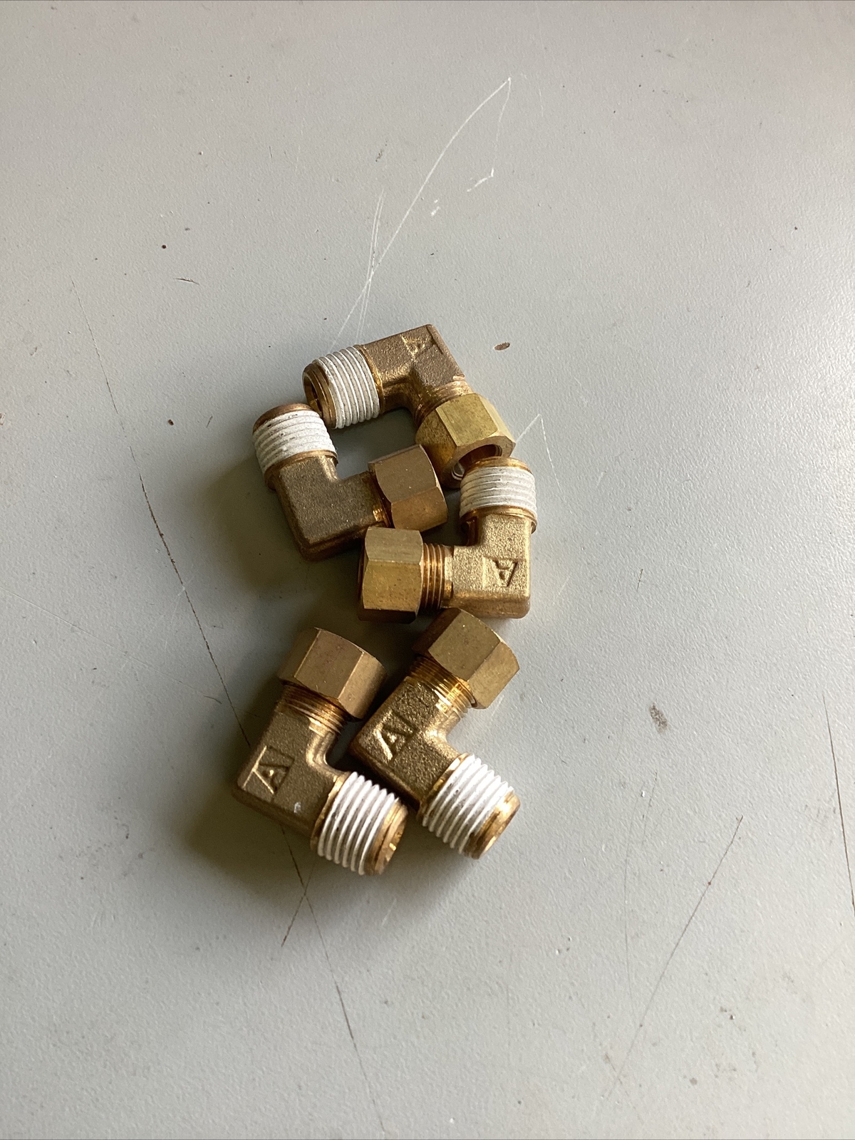 5 PC – Brass Compression Elbow Fitting 3/8”OD Tube x 1/8″ NPT Male Pipe