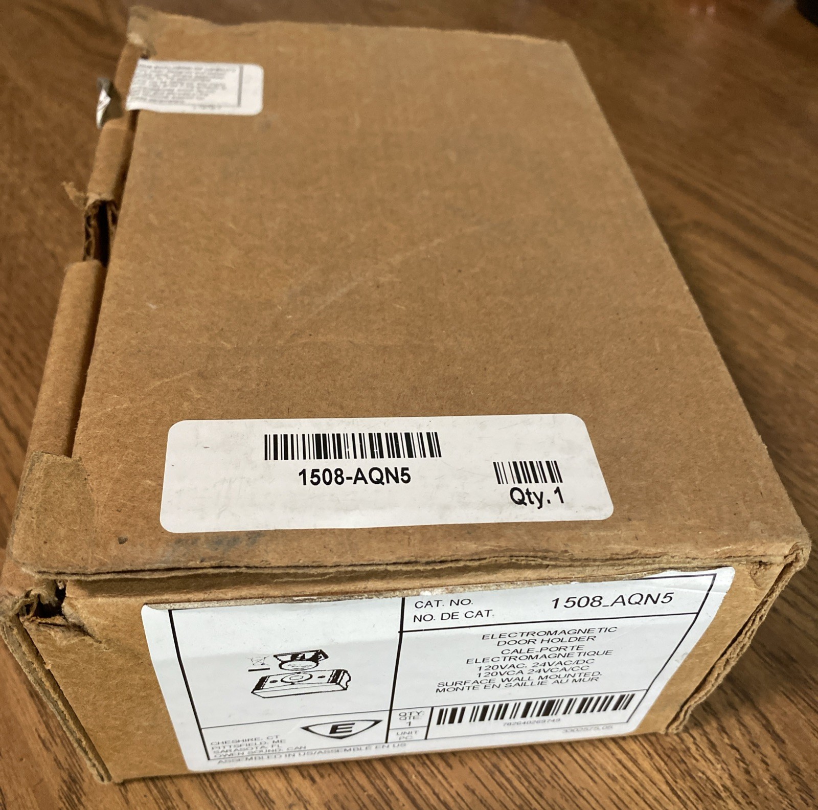 Edwards 1508-AQN5 Surface Wall Mount Electromagnetic Door Holder. Magnet Missing