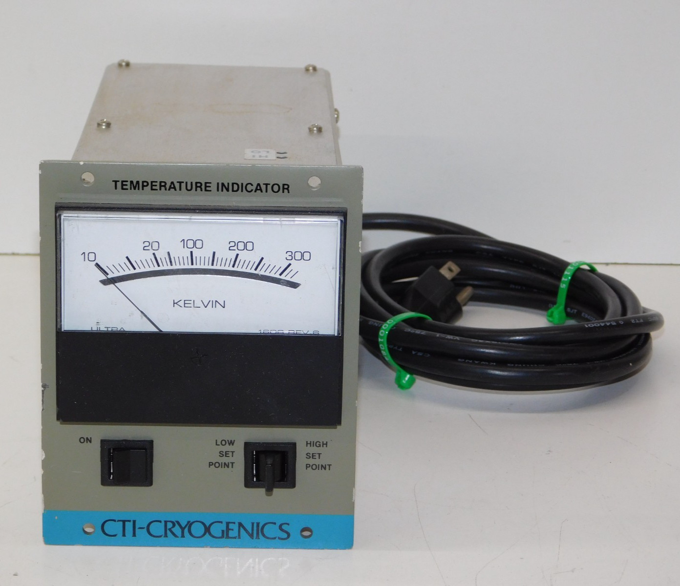 CTI Cryogenics 8042002G003 Benchtop Temperature Indicator Dial Kelvin Gauge USA