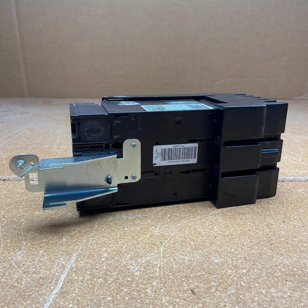 Square D JDA36175 PowerPact I-Line 175A – 600V – JD 250 Circuit Breaker