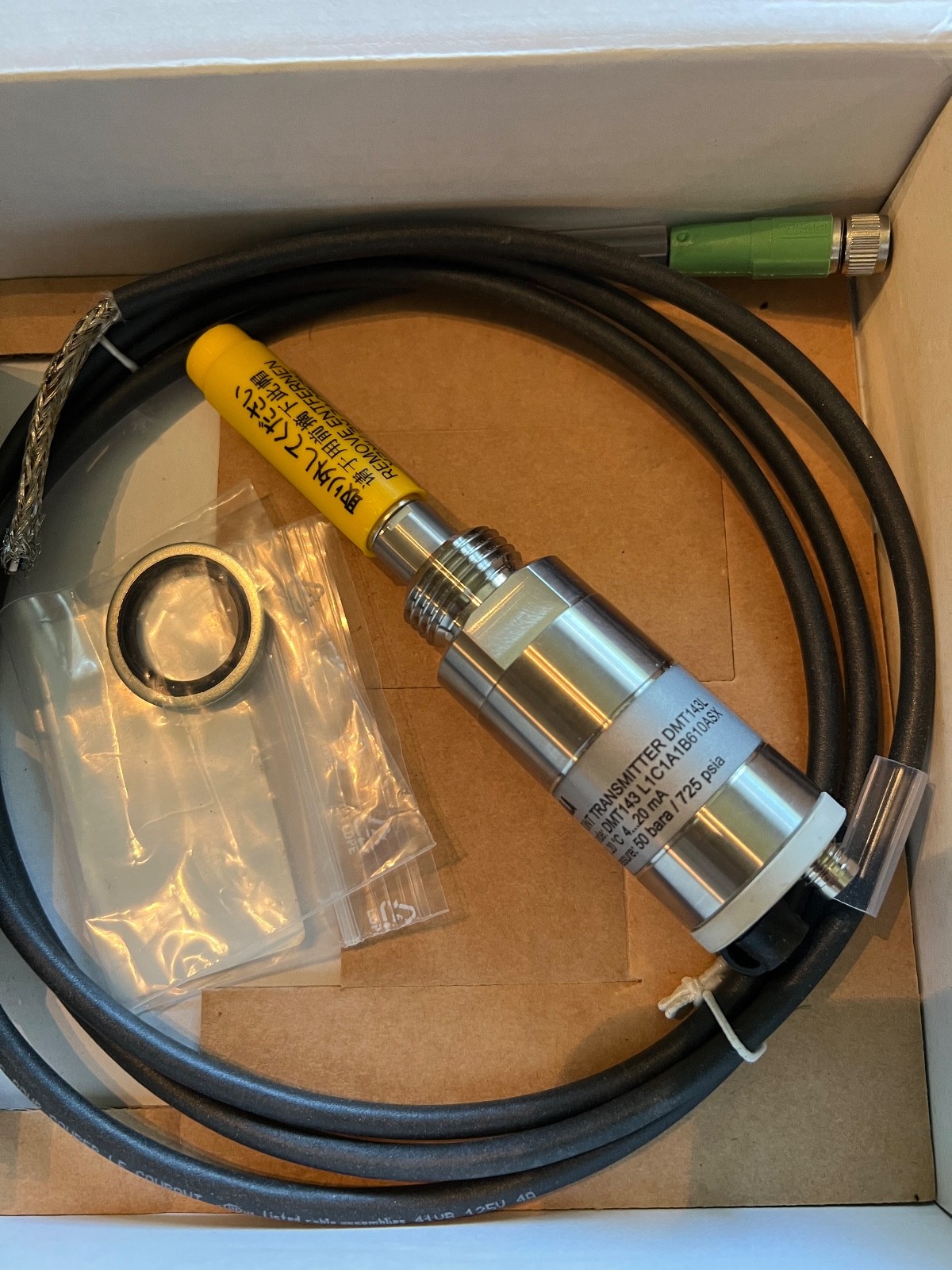 VAISALA DMT143 DMT143L1C1A1B610ASX Dew Point Sensor Transmitter SSR DMT-143L
