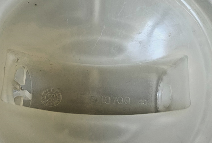 Wilden Polypropylene 10700-40 Outer Chamber Diaphragm Pump 86 C050 Series ½