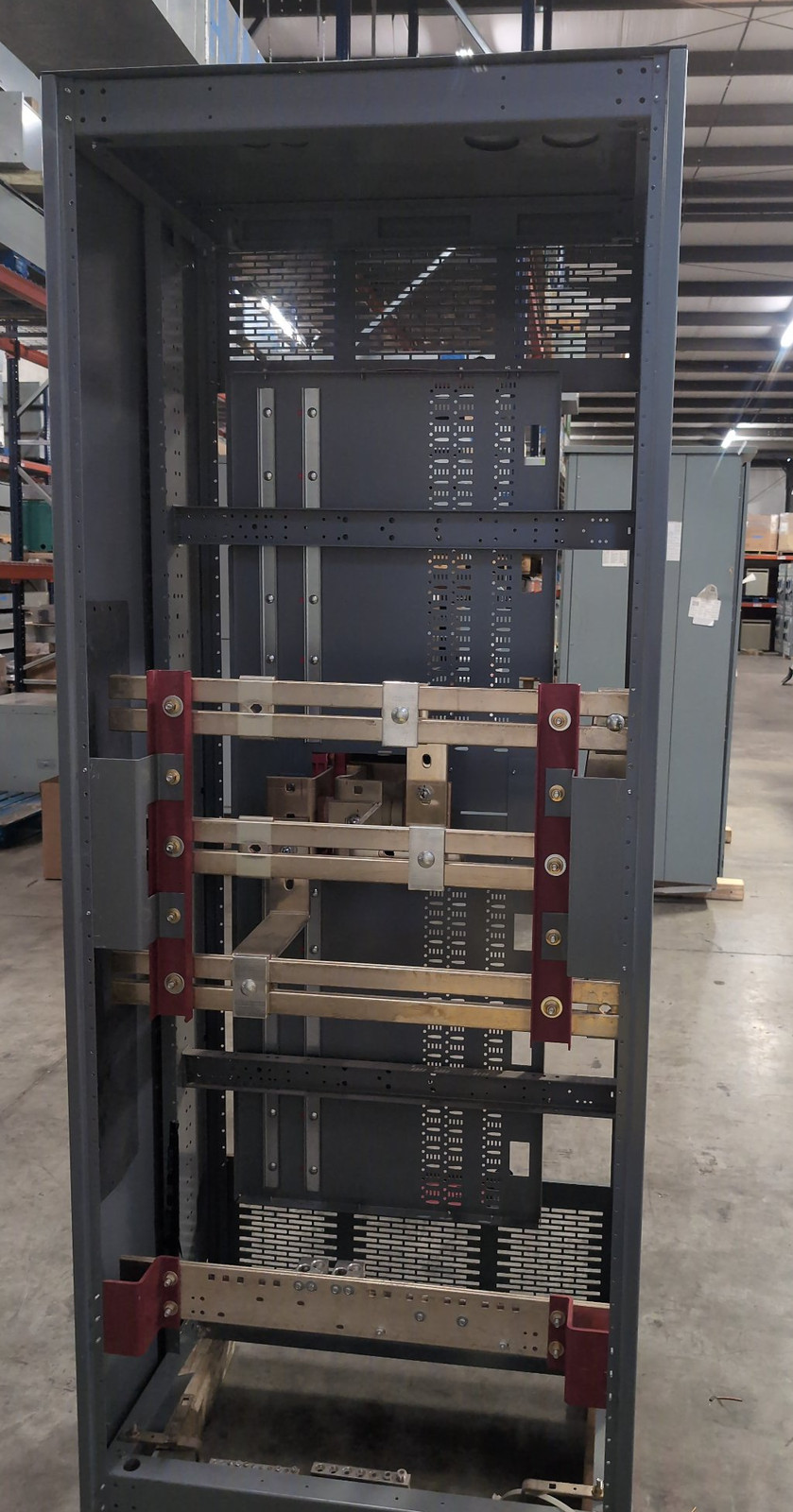 Square D QED Switchboard 2000A 480V 3PH 4W NEMA 1