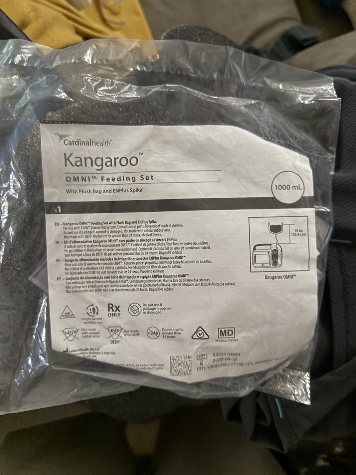 Cardinal Health Kangaroo OMNI 1000 mL Feeding Pump Set w/ Flush Bag ENPlus Spike