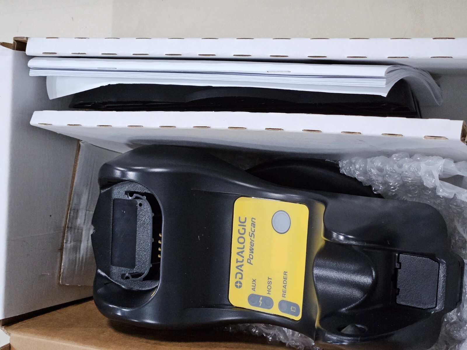 DATALOGIC POWERSCAN PM8300 with BC-8030 NEW