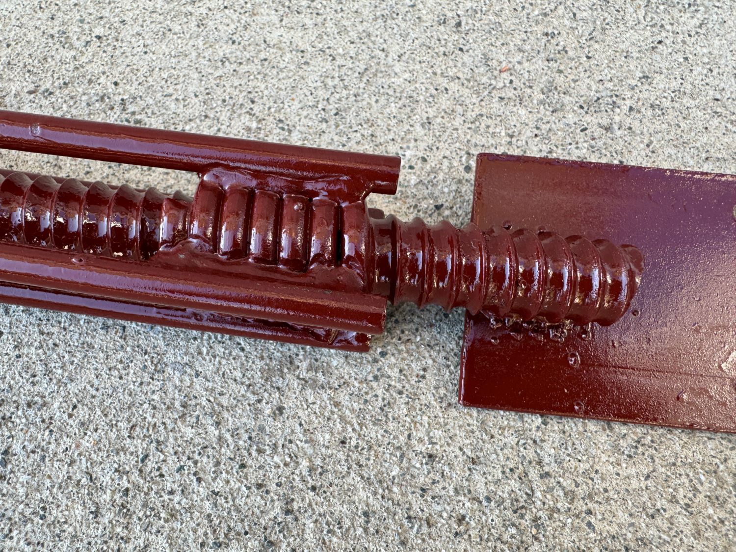 Sandbaggy Adjustable Concrete Turnbuckle Form Aligner with 5″ x 3″ Bent Plate