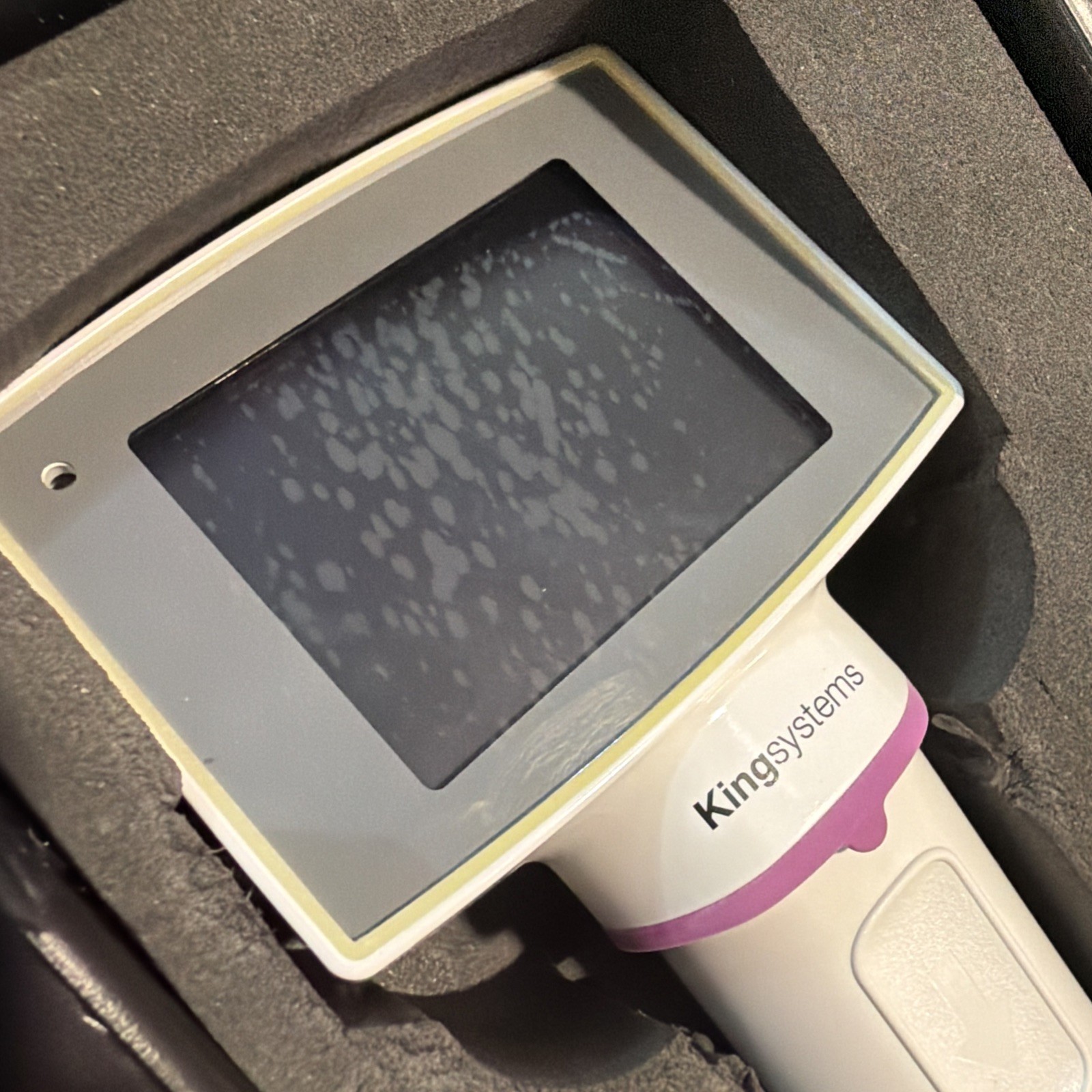 King Systems Vision Video Laryngoscope Screen & Case