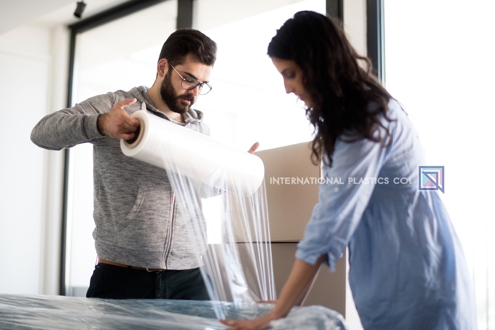 18″ Stretch Film / Wrap 1200 feet 500% Stretch Heavy Duty Clear Cling 4 ROLLS