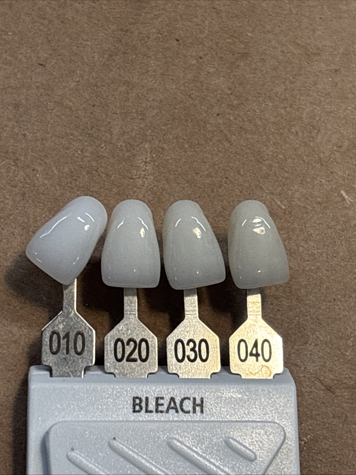 Ivoclar Dental Bleach Shade Guide 4 Colors Bleached Chart Teeth Whitening