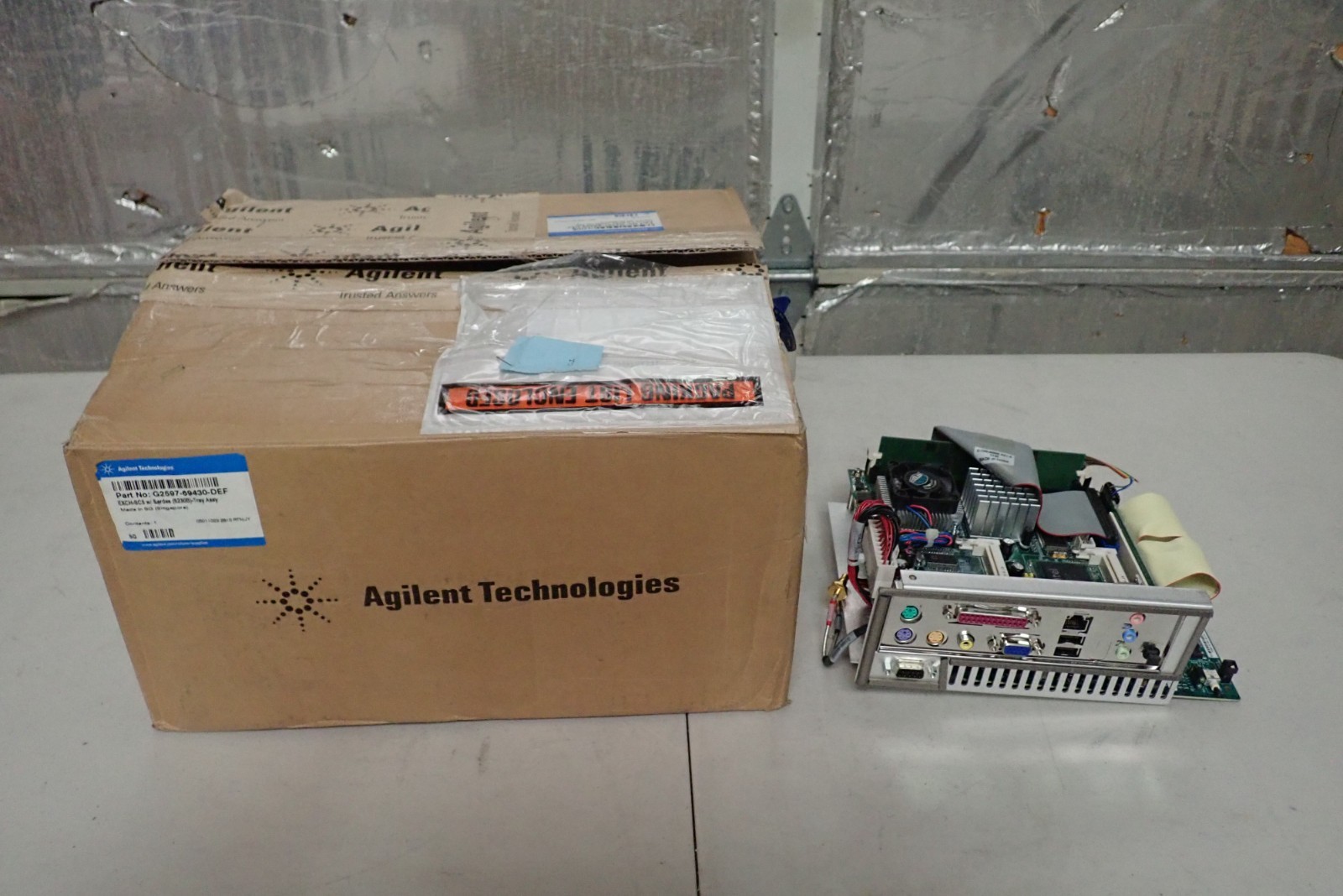 Agilent Technologies G2597-69430 / G2597-65431 SC5 w/ Serdes (6230B) Tray Assy