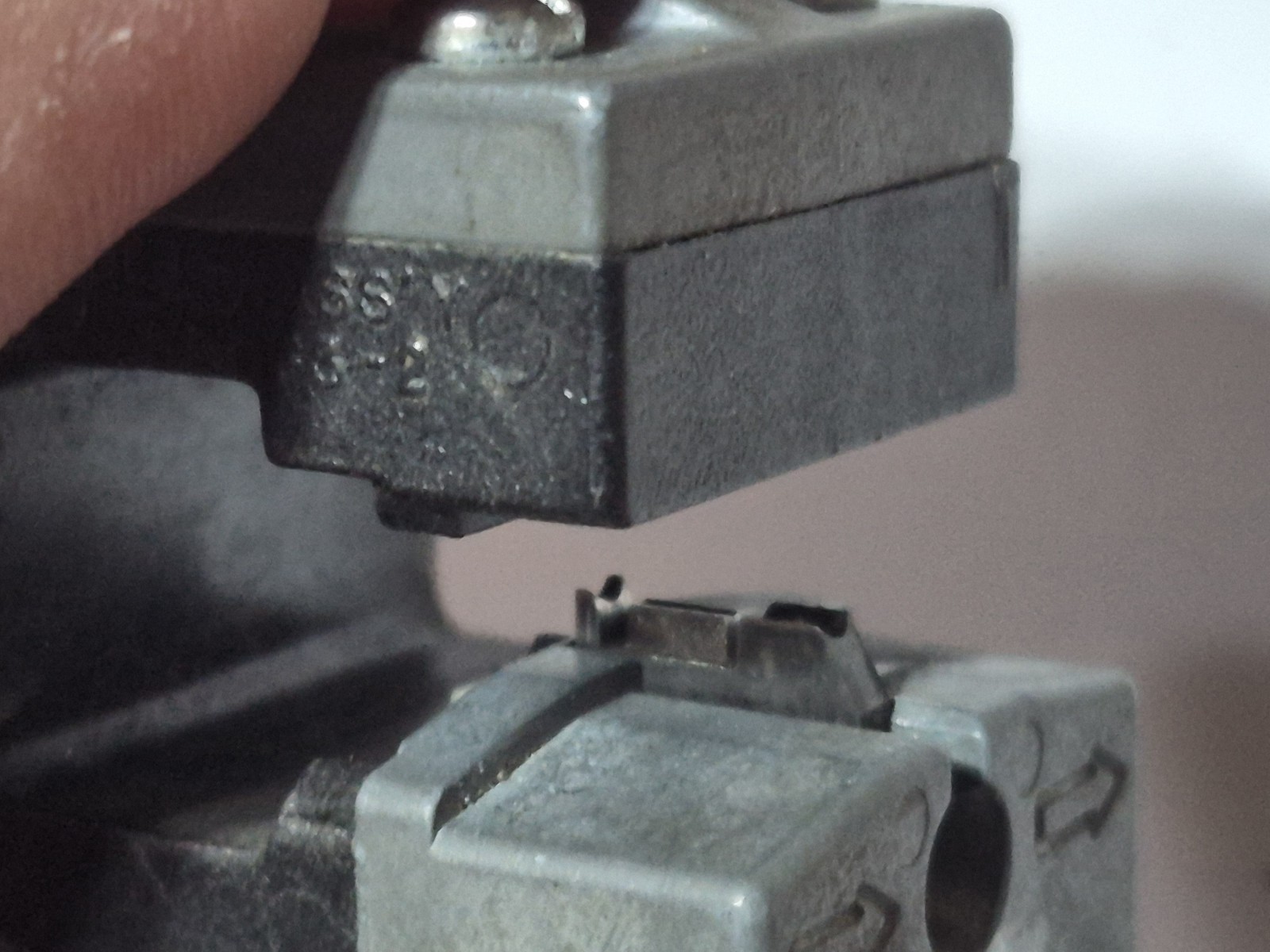 AMP TYCO 58063-2 HAND CRIMP TOOL HEAD For D-Sub IDC Connectors, 20-30 AWG