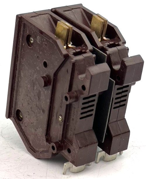 Wadsworth 50 Amp 2 Pole Type A Circuit Breaker 240V 50A A250 — Broken Metal Back