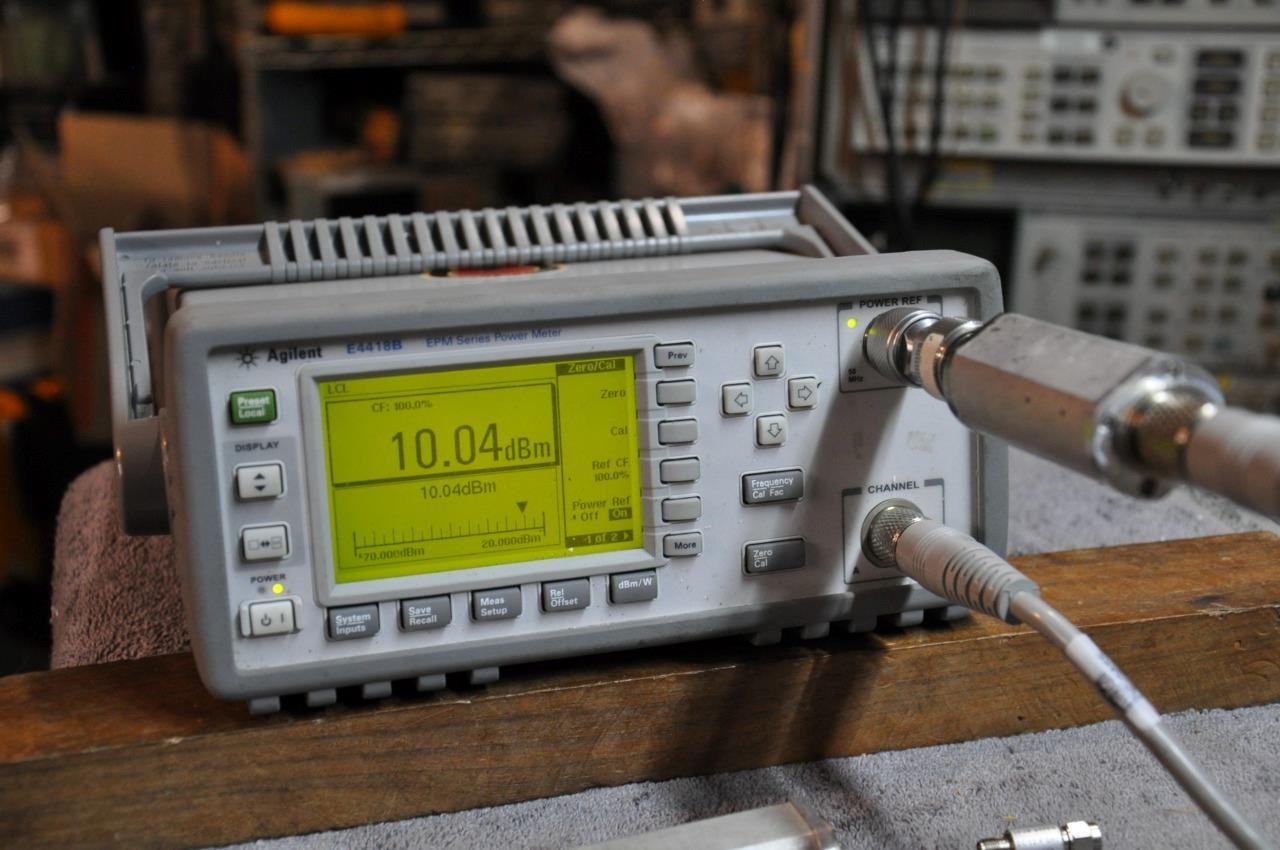 HP 8485A power sensor %0 Mhz-26 Ghz No covers and read 10db High