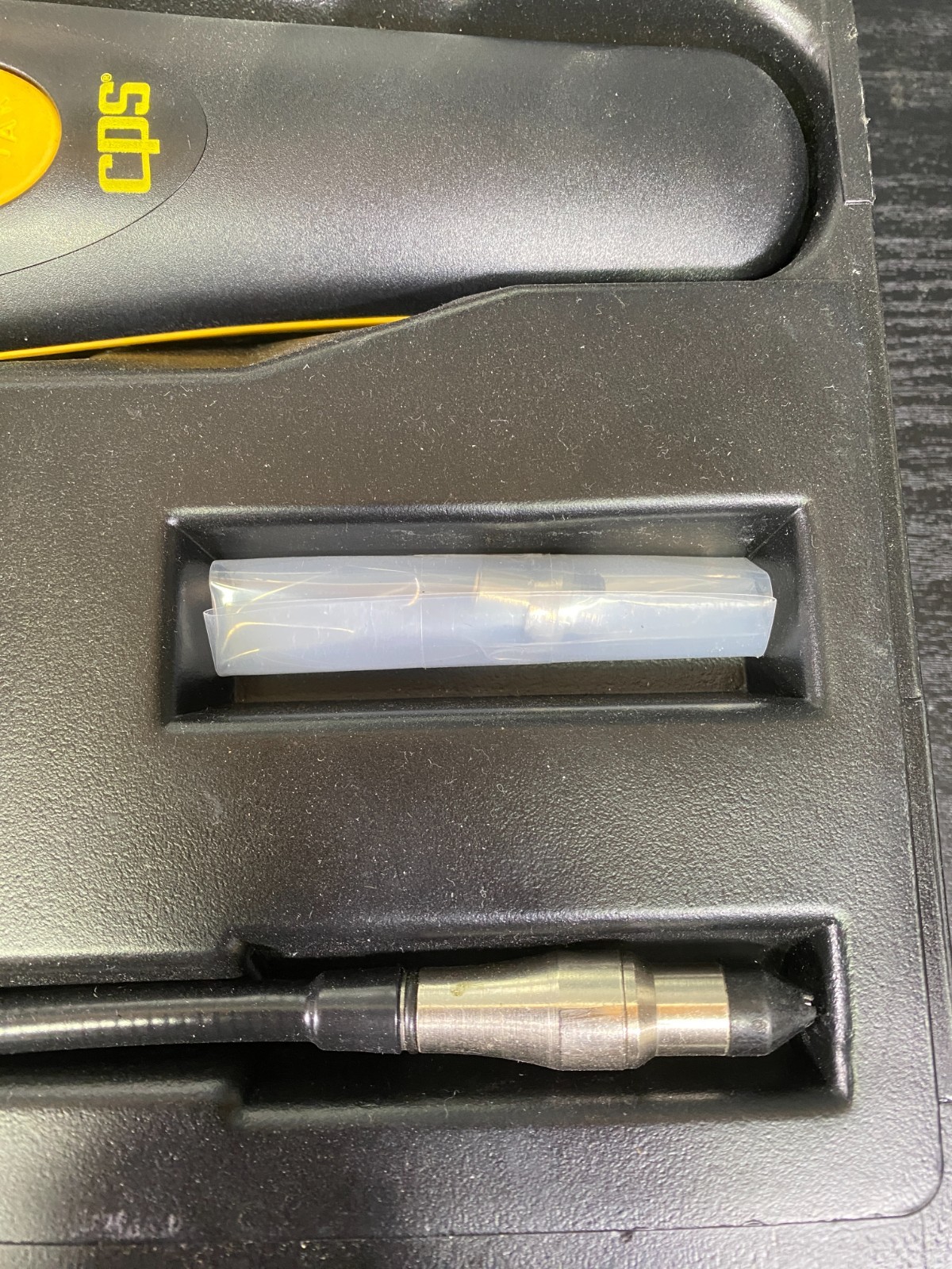 CPS Leak-Seeker II LS2 Electronic Refrigerant Leak Detector with Carrying Case