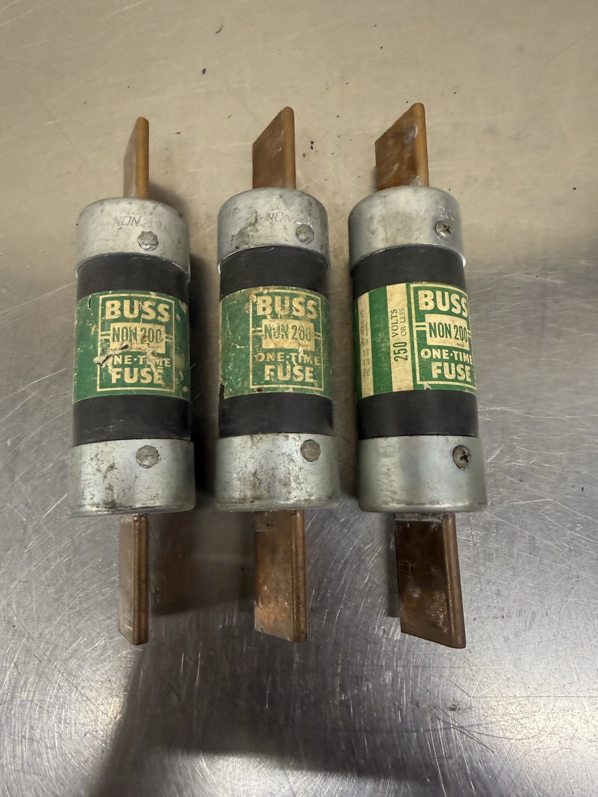Lot Of 3 Bussmann Non 200 Buss One Time Fuse 200 Amp 250V Tested