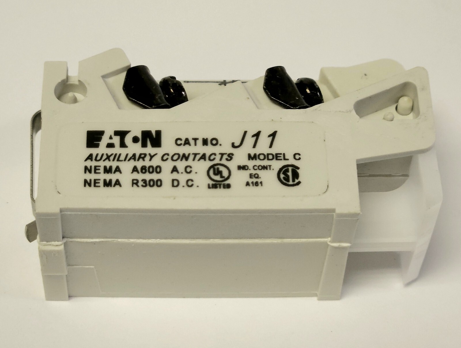 EATON CUTLER HAMMER J11 A200 2 NO 2 NC Auxiliary Contact 9084A17G01