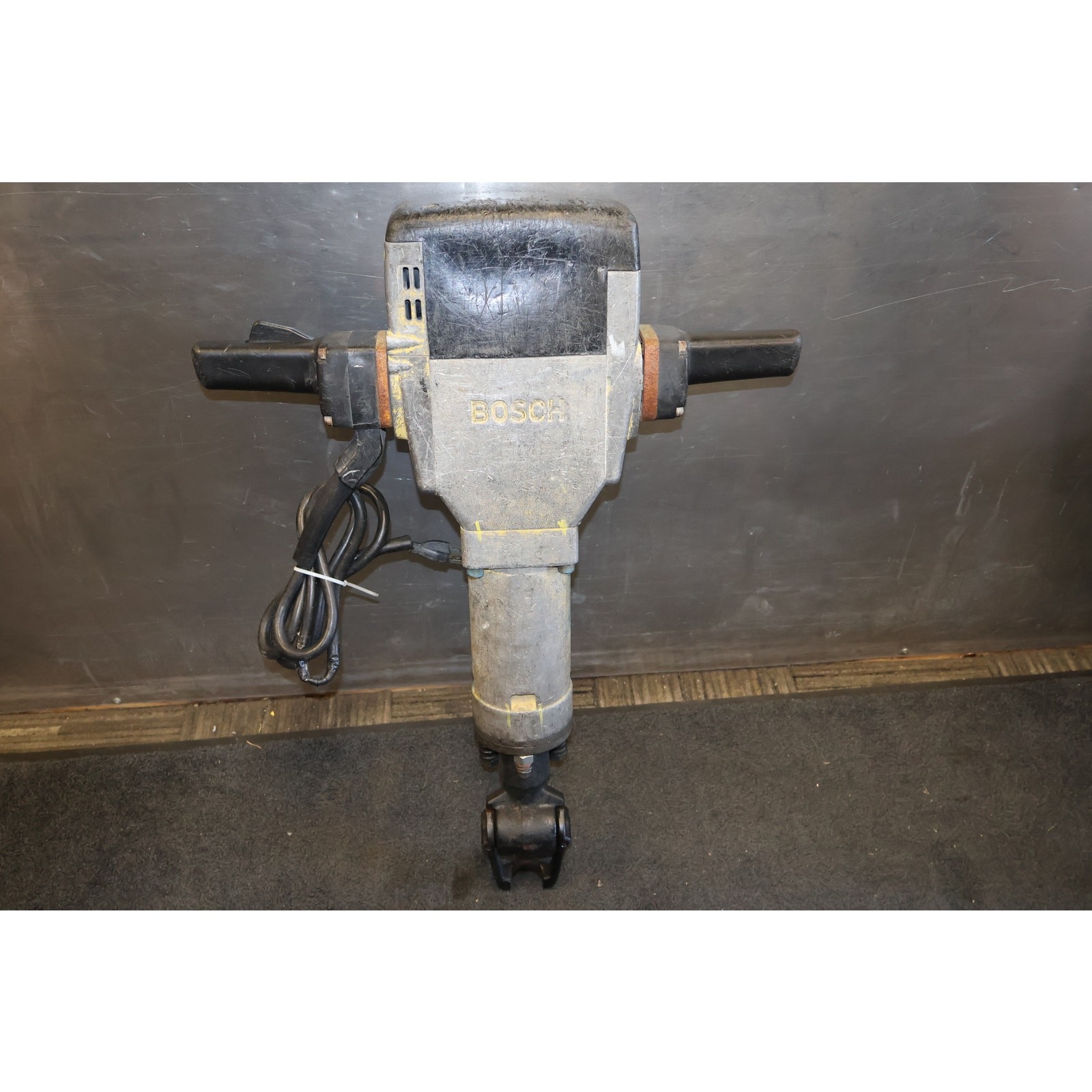 Bosch 11304 (0611304034) Electric Corded Breaker / Demolition Hammer