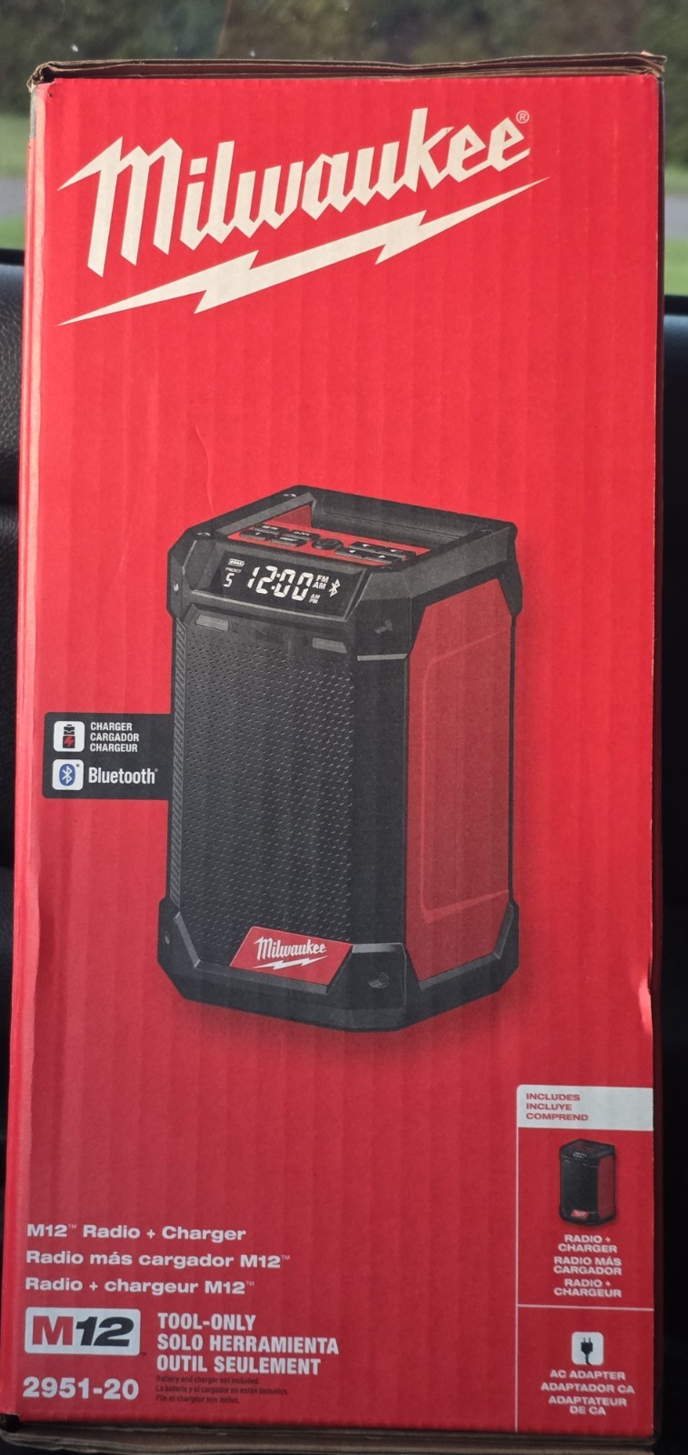 Milwaukee M12 Radio + Charger Bluetooth AM/FM Worksite Radio 2951-20