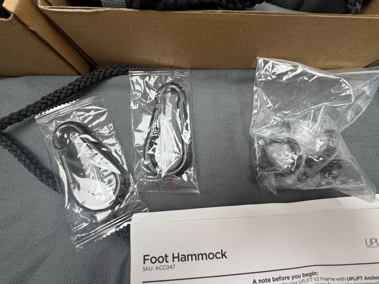 UPLIFT Under Desk Hammock Gray ACC047-GRY for V2 Standing Desk New Open Box
