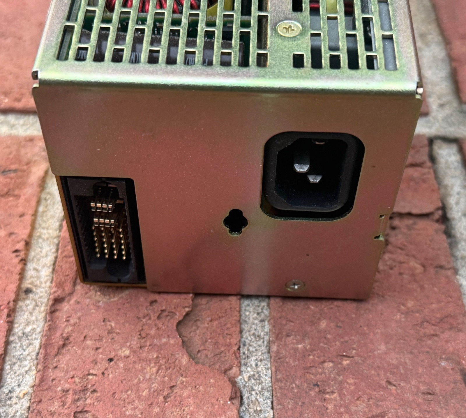Tyco / Lineage Power QS865A Rectifier Module Used Grade A Condition PBP2990EAA