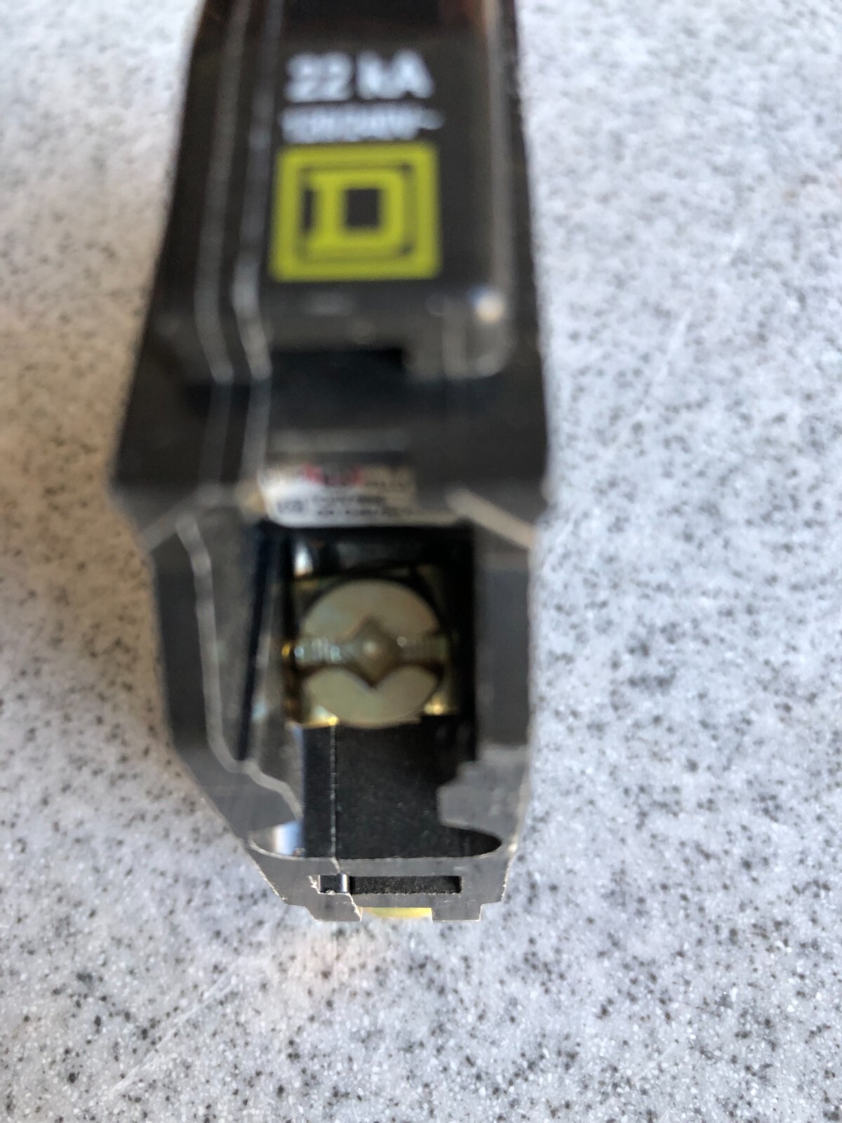 SQUARE D QO130VH 1P 30A 120V 22K plug-in circuit breaker