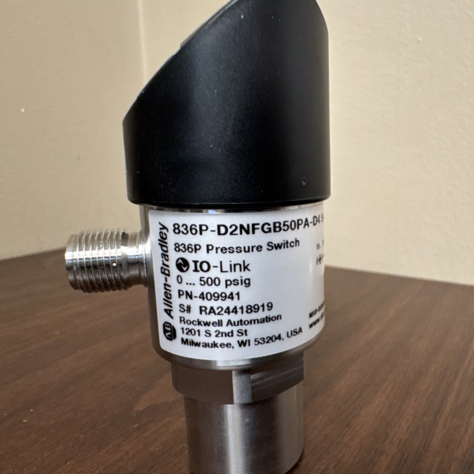 Allen-Bradley 836P Electronic Pressure Switch 15-35V MPN 836P-D2NFG50A-D4