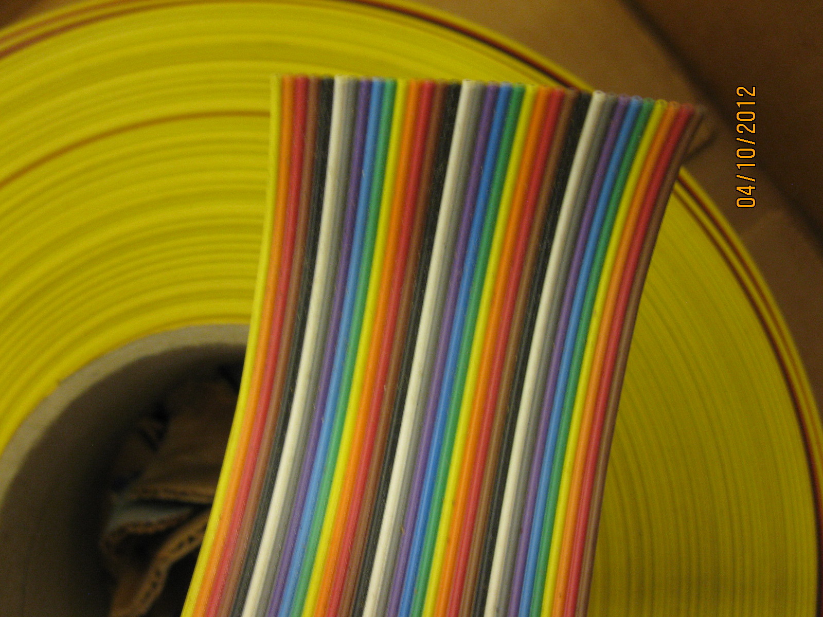 Alpha Flat Cable Ribbon 3583/34 34 Conductor 28AWG 300V 100ft 30.5M
