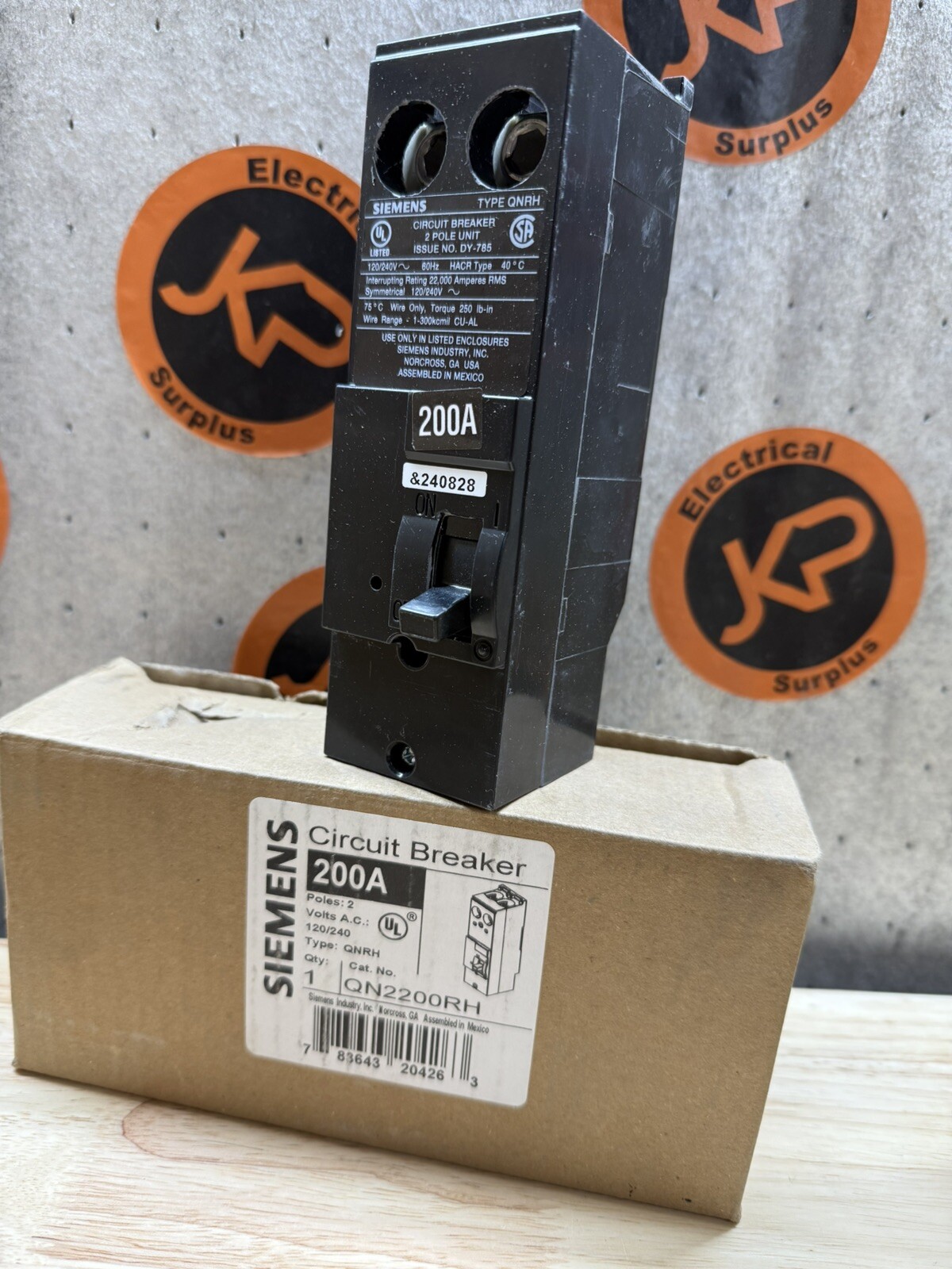 Siemens QN2200RH 200A 2 Pole 120/240v 22k AIC Single Phase Main Breaker New