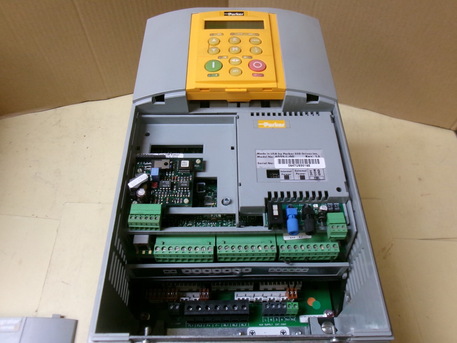Parker 590P-DRV/0165/500/0011/US/Arm/0/115/0/AUX/0 Drive , 955+8R0100