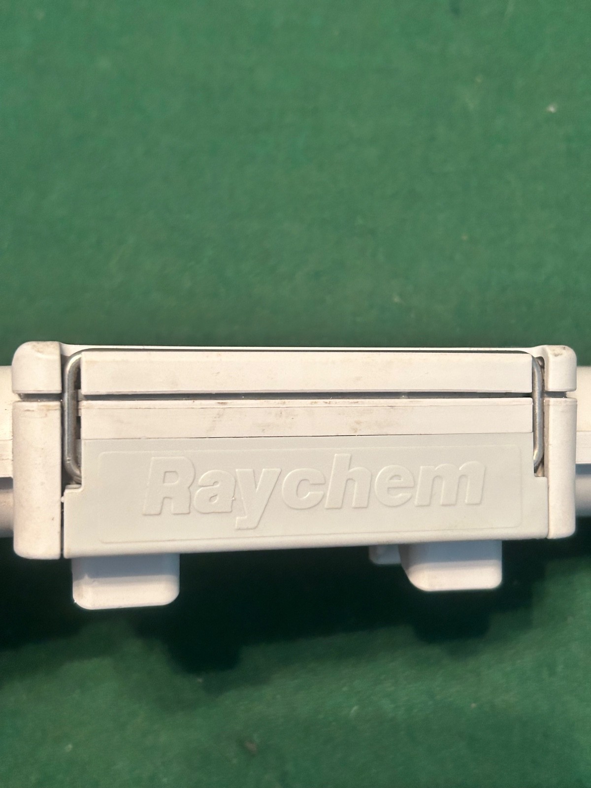 RAYCHEM RAYCLIC 3-1/8″ INCH HEATING CABLE CONNECTION