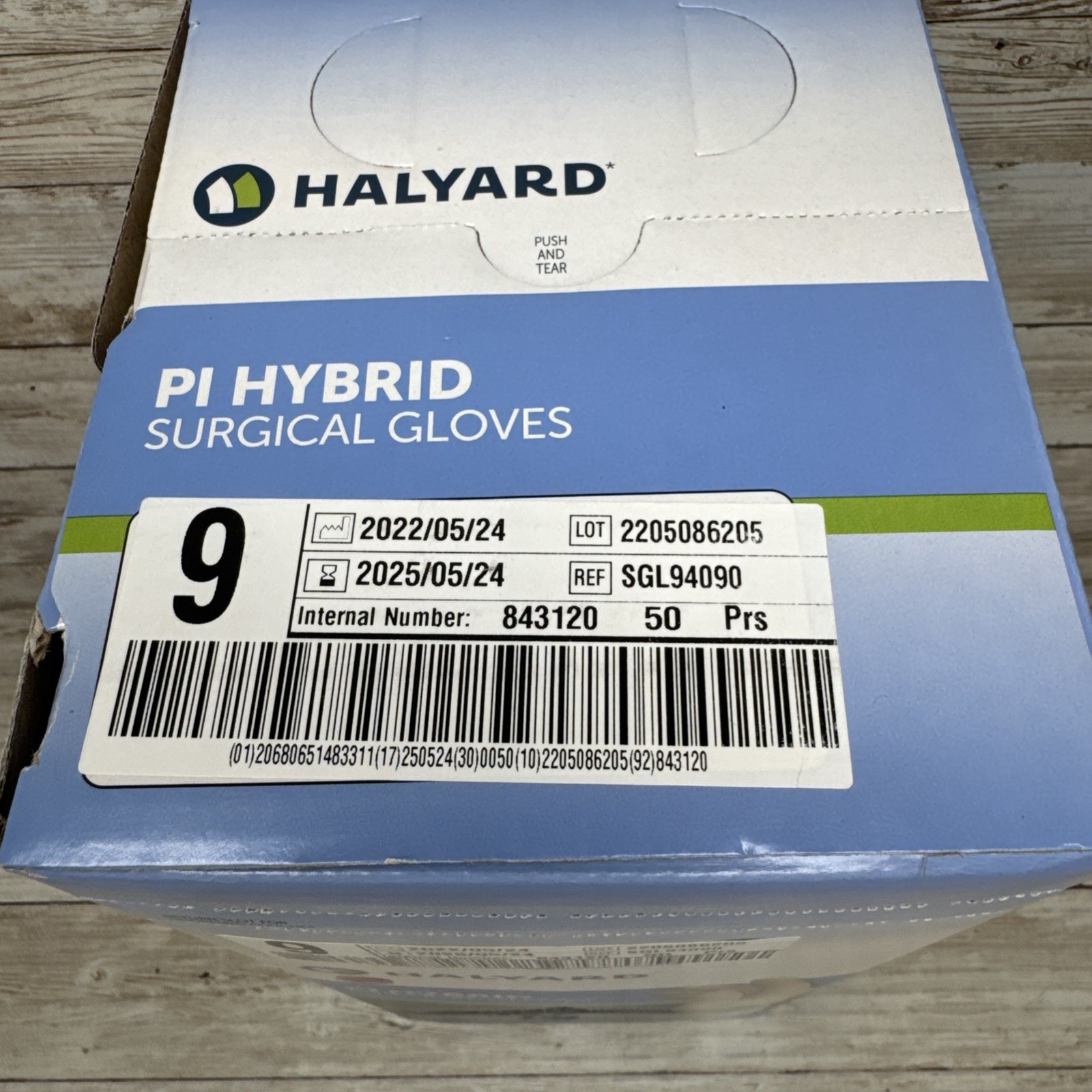 HALYARD PI HYBRID Surgical Gloves Sterile, Size: 9 *50 Pair Box* *See Date*5.25*