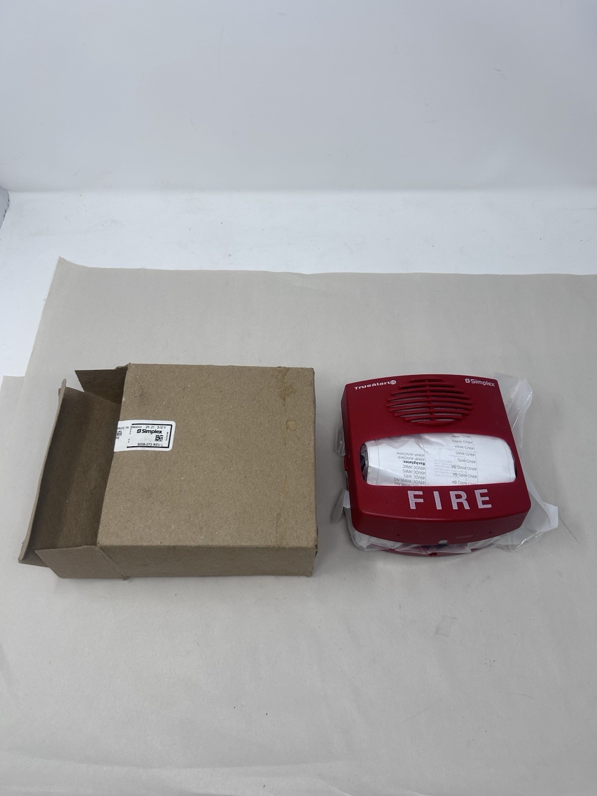 Simplex 49AV-WRF TrueAlert ES Addressable Horn Strobe Audible Visible Wall Red