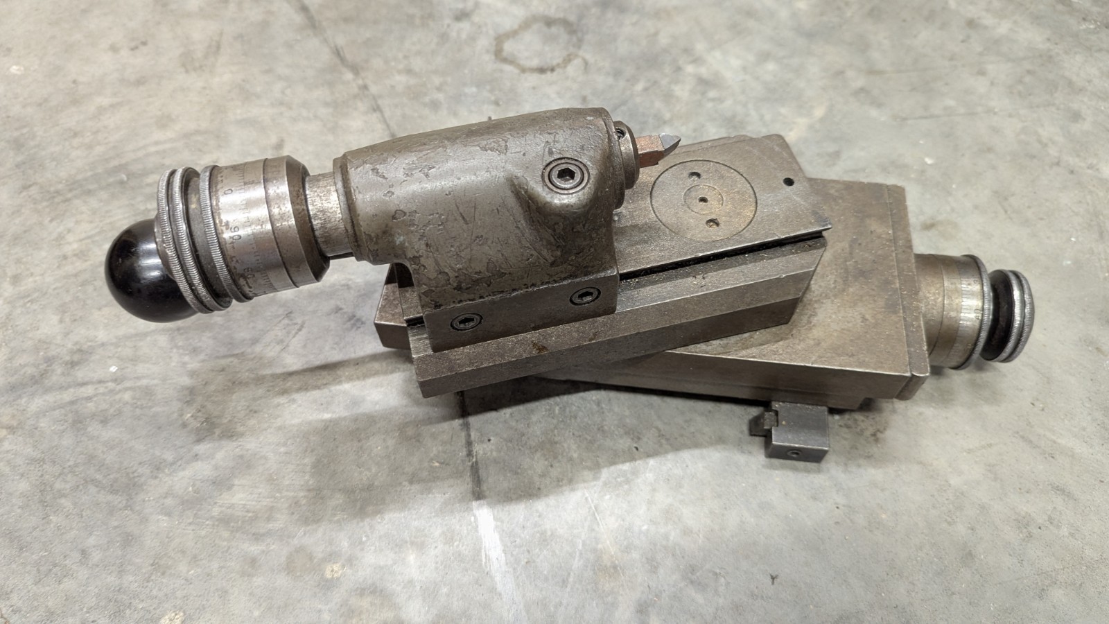 Hardinge radius turning attachment for DV-59 DSM-59 lathes 3.5″ dovetail bed D14