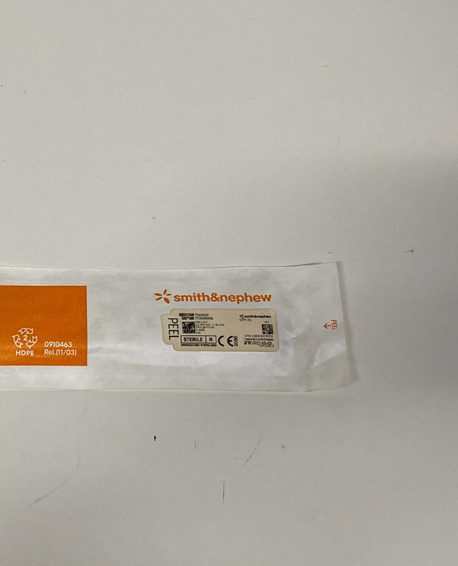 Lot of 15 SMITH & NEPHEW Point K-Wire 71161020 Exp.2027-03 to 2028-09 (*K40)