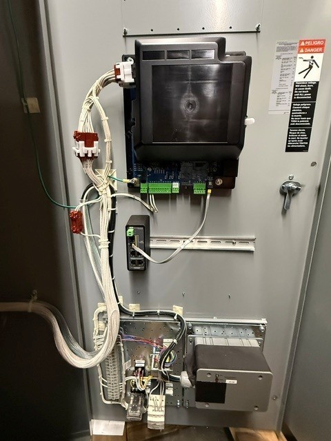Asco Automatic Transfer Switch, 600A, 480V 50- 60 Hz, 3 Pole, J03ATSA30600NGXC