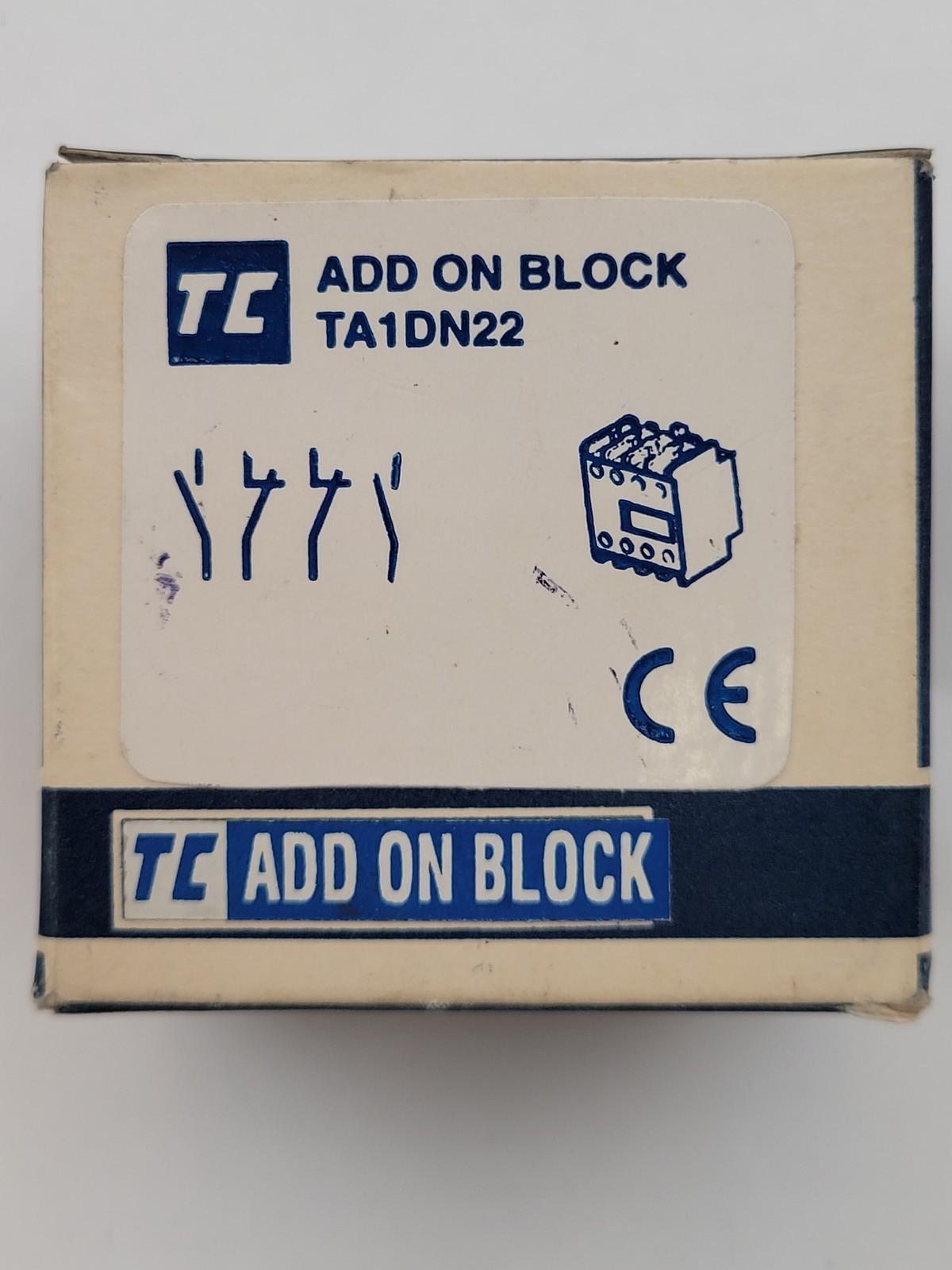 2PC TC TA1DN22 Add on Auxiliary Contact Block 10A 690V 2P or 4P -40 to +70°C