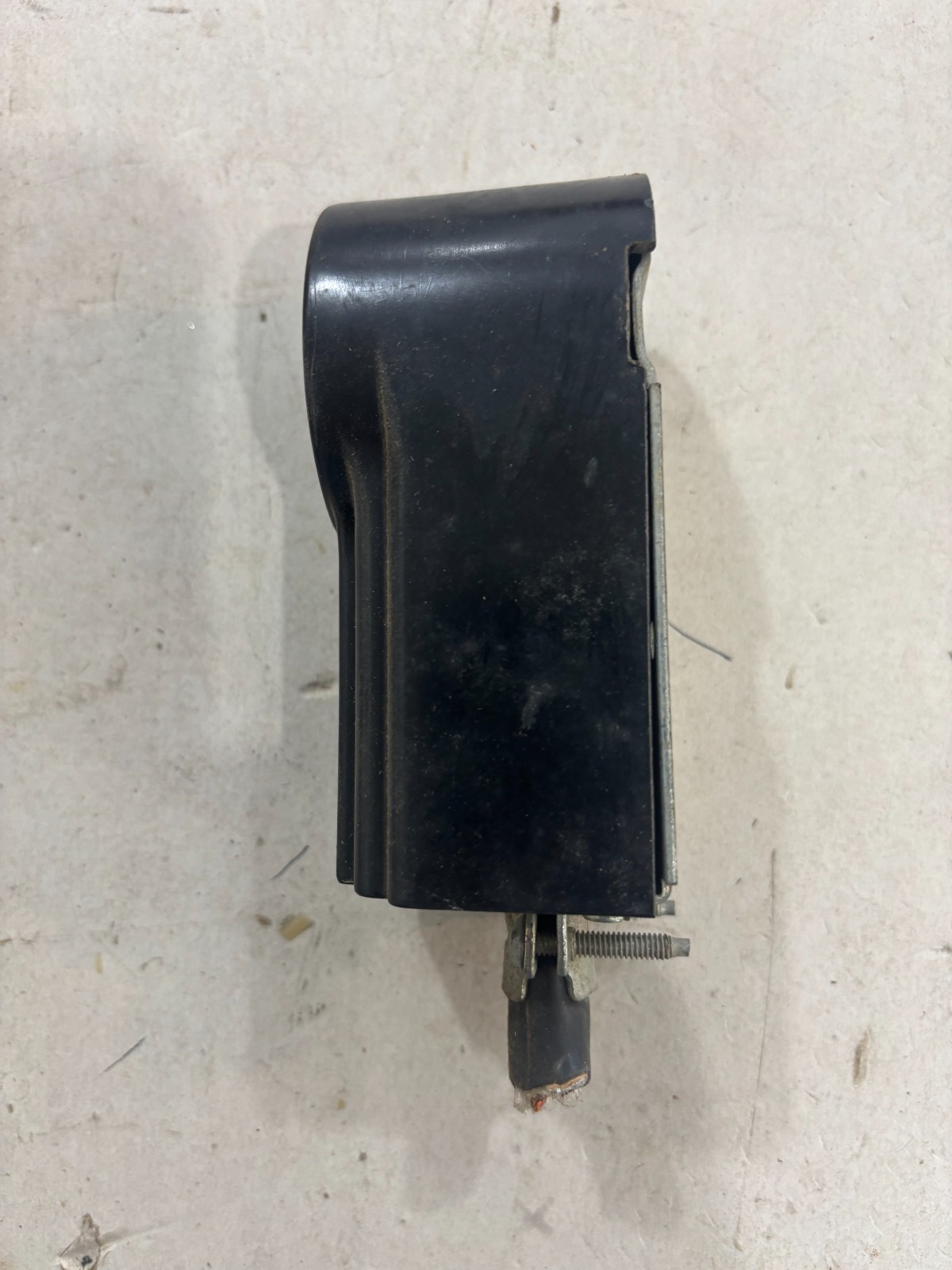 1 – Eagle 1252-BOX 3 Wire 50A 250V Nema 6-50R Surface Mount Receptacle