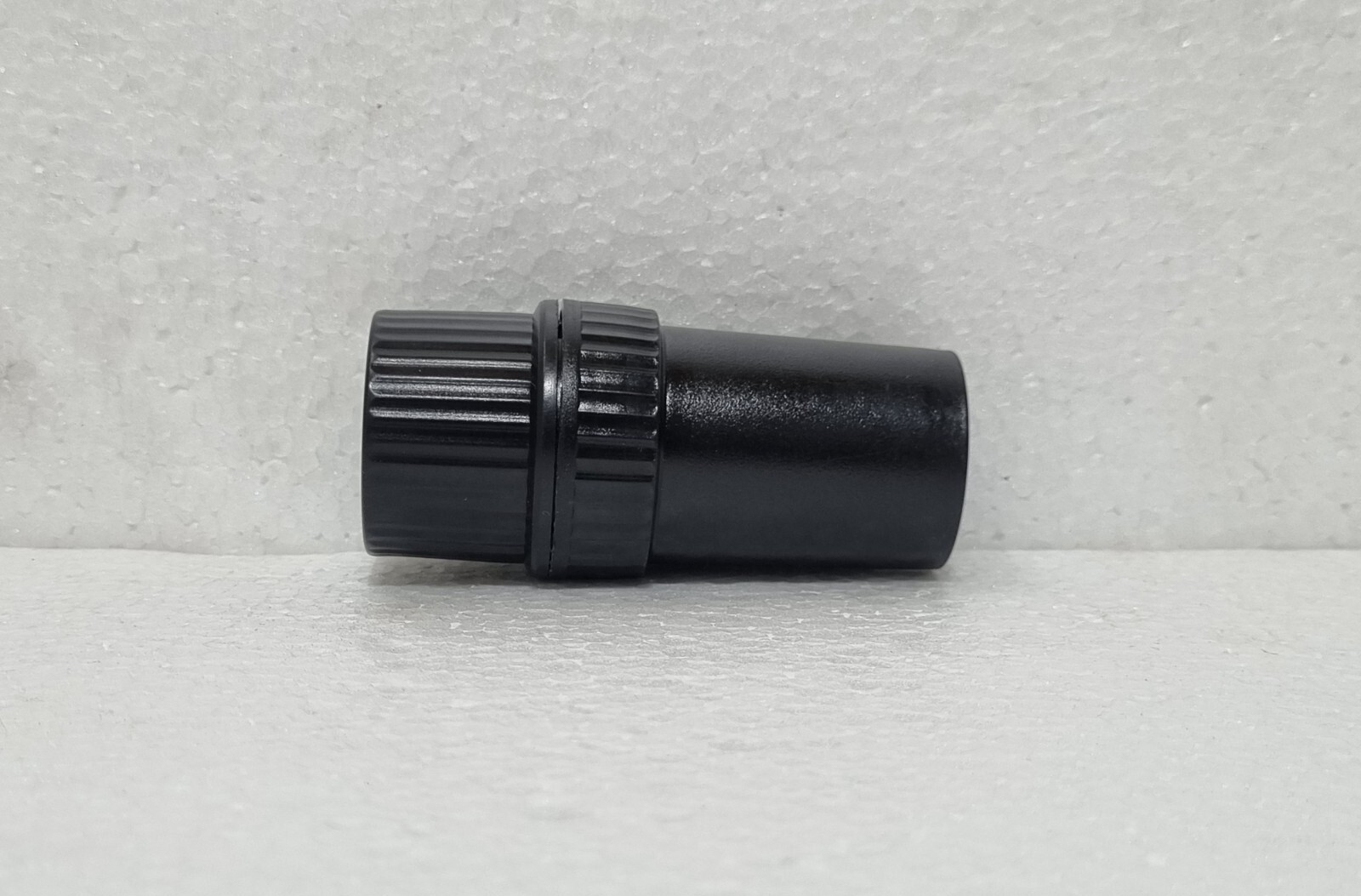 DRAGER ACCURO GAS DETECTOR PUMP 6400000, WITH TUBE OPNER AND EXTENSION HOSE