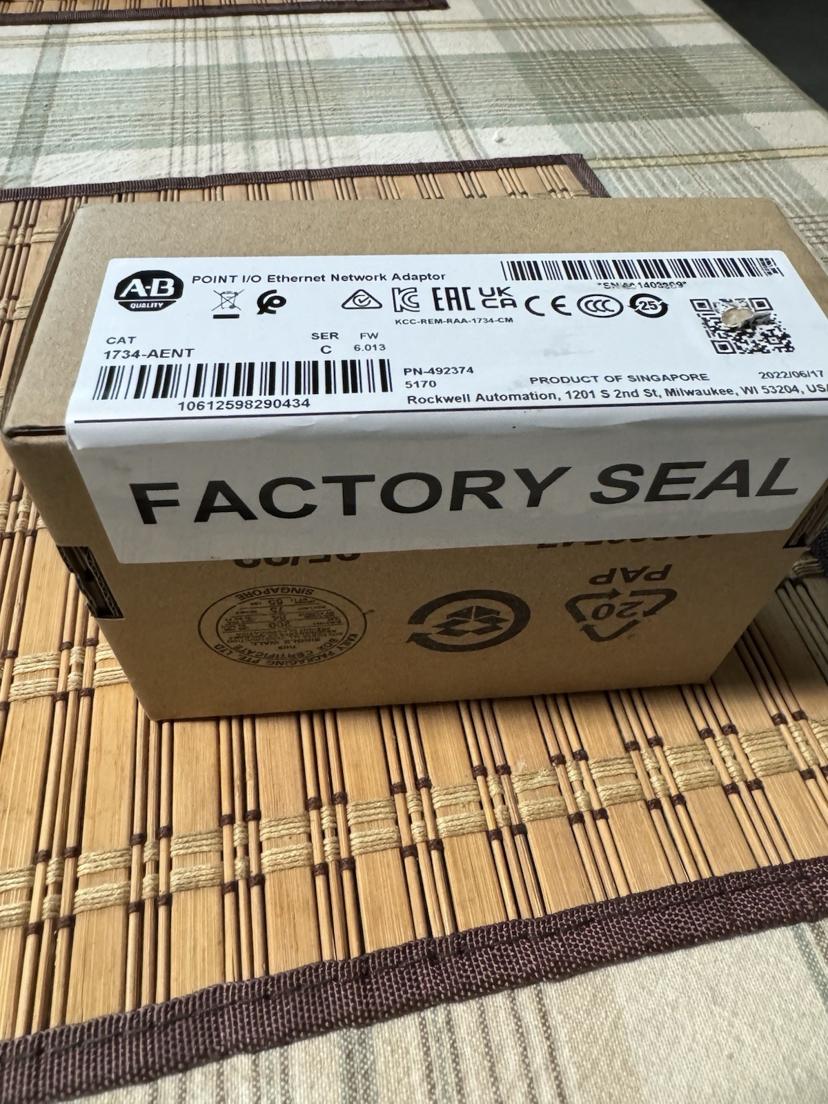 Allen-Bradley 1734-AENT Point I/O Ethernet Network Adaptor Series C