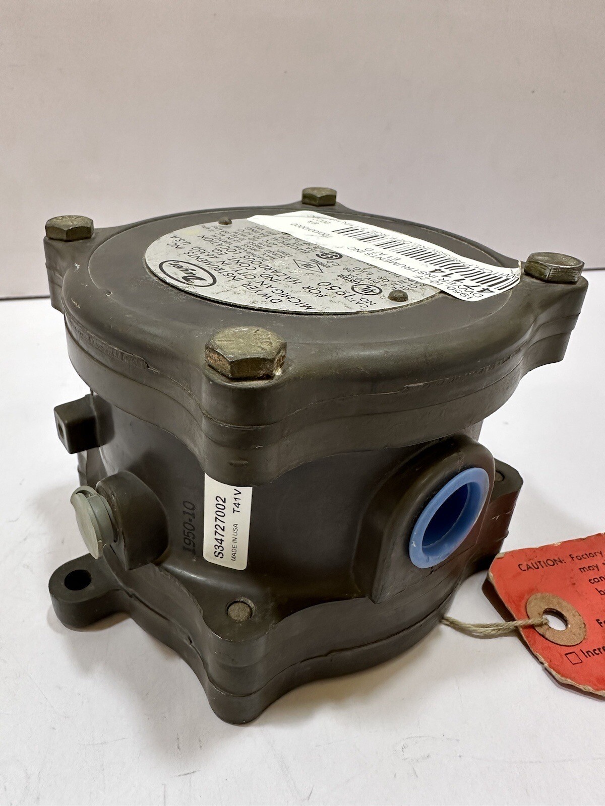 DWYER 1950-10-2F PRESUURE DIFFERENTIAL SWITCH