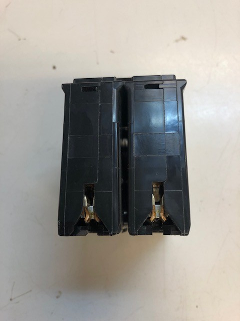 SQUARE D Homeline 25 Amp 2-pole Circuit Breaker HOM225