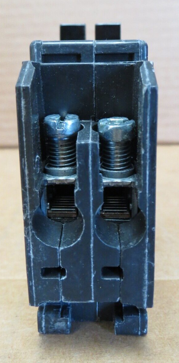 EATON BR2020 120/240V 2-POLE 20 AMP CIRCUIT BREAKER NEW